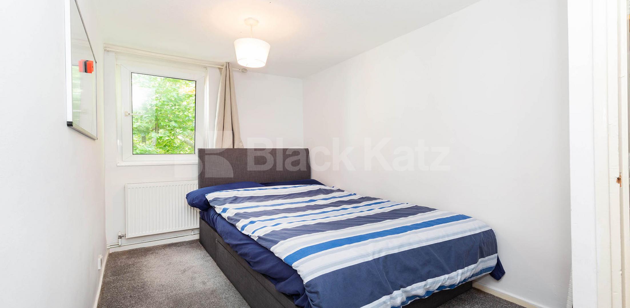 Recently decorated spacious 3 bed with a modern kitchen and bathroom Sanders Way, Archway / Crouch End